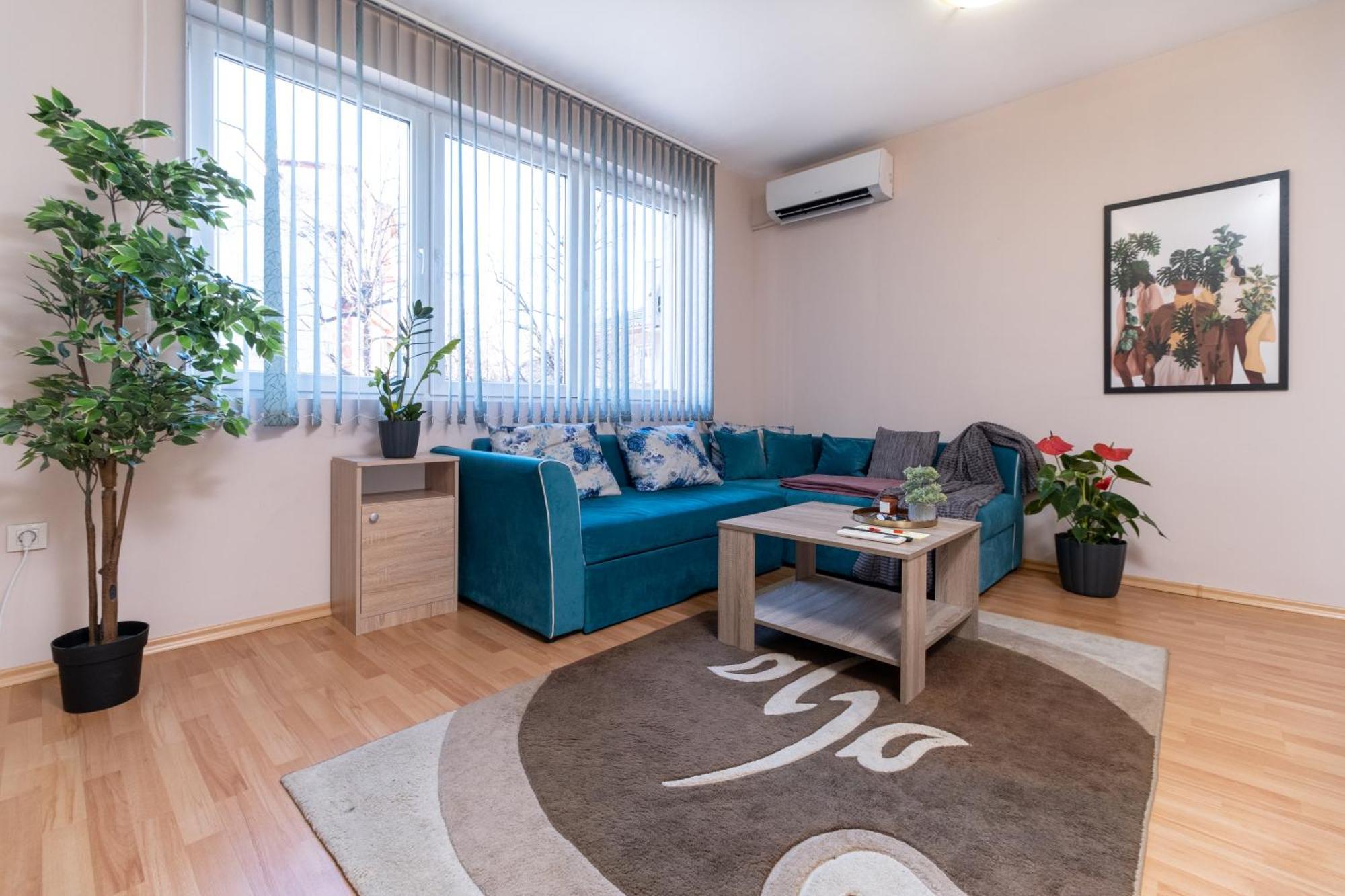 Comfortable 2Br Urban Getaway In City Center พลอฟดิฟ ภายนอก รูปภาพ