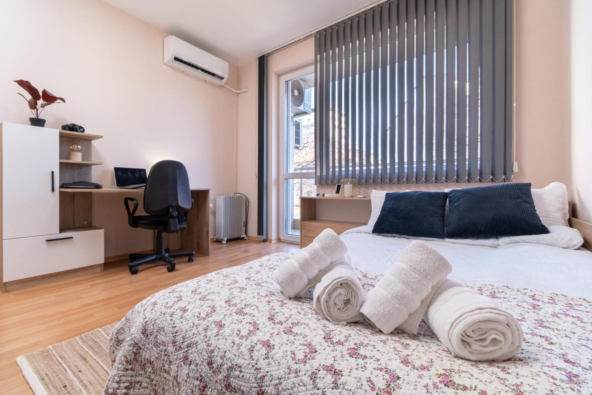 Comfortable 2Br Urban Getaway In City Center พลอฟดิฟ ภายนอก รูปภาพ