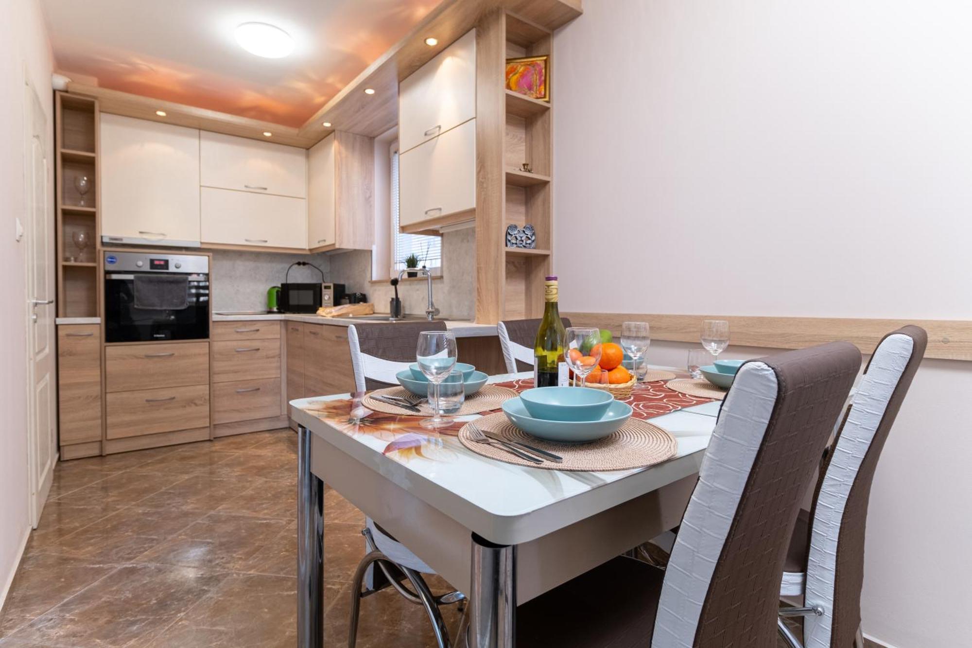 Comfortable 2Br Urban Getaway In City Center พลอฟดิฟ ภายนอก รูปภาพ