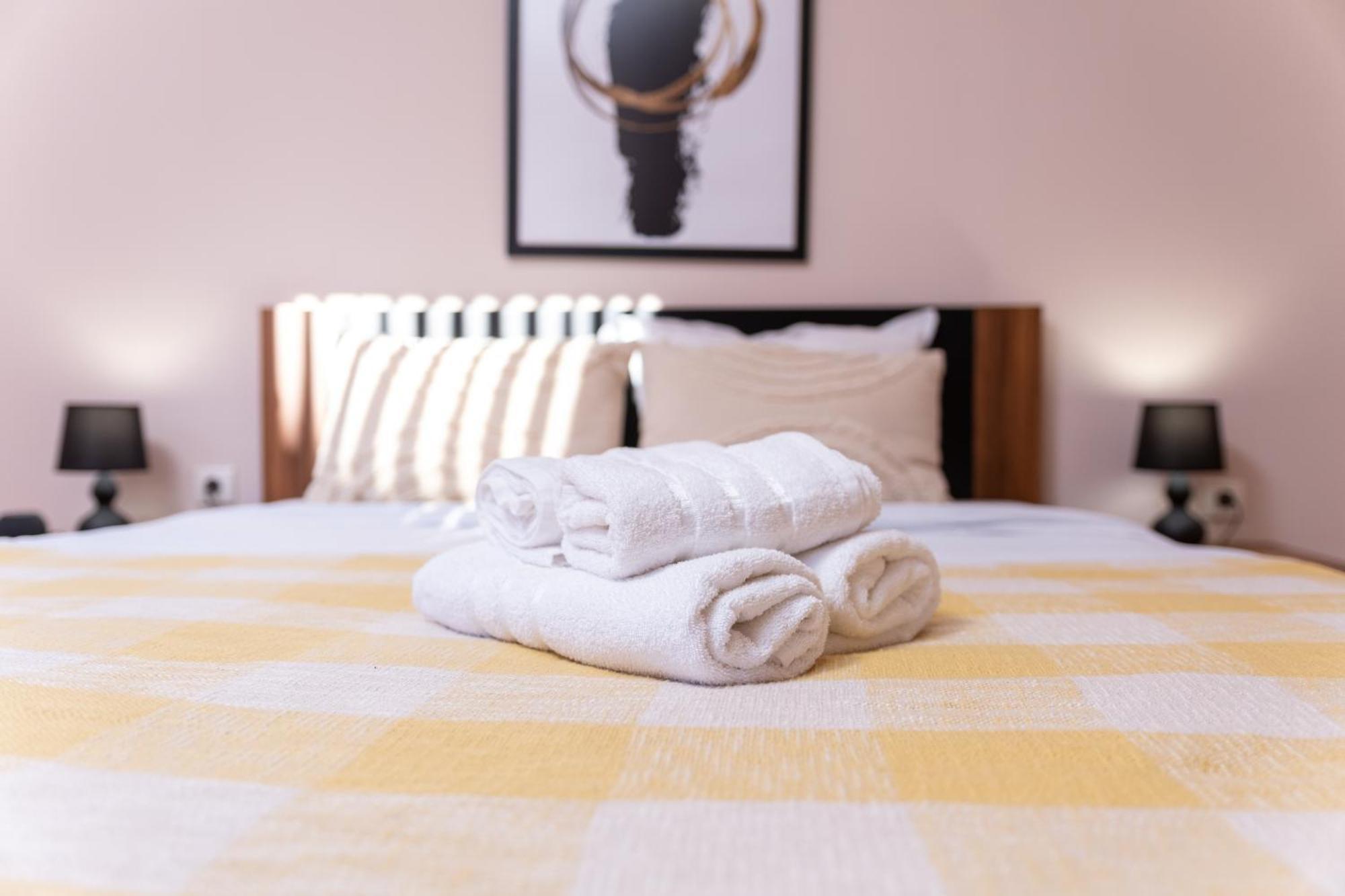 Comfortable 2Br Urban Getaway In City Center พลอฟดิฟ ภายนอก รูปภาพ